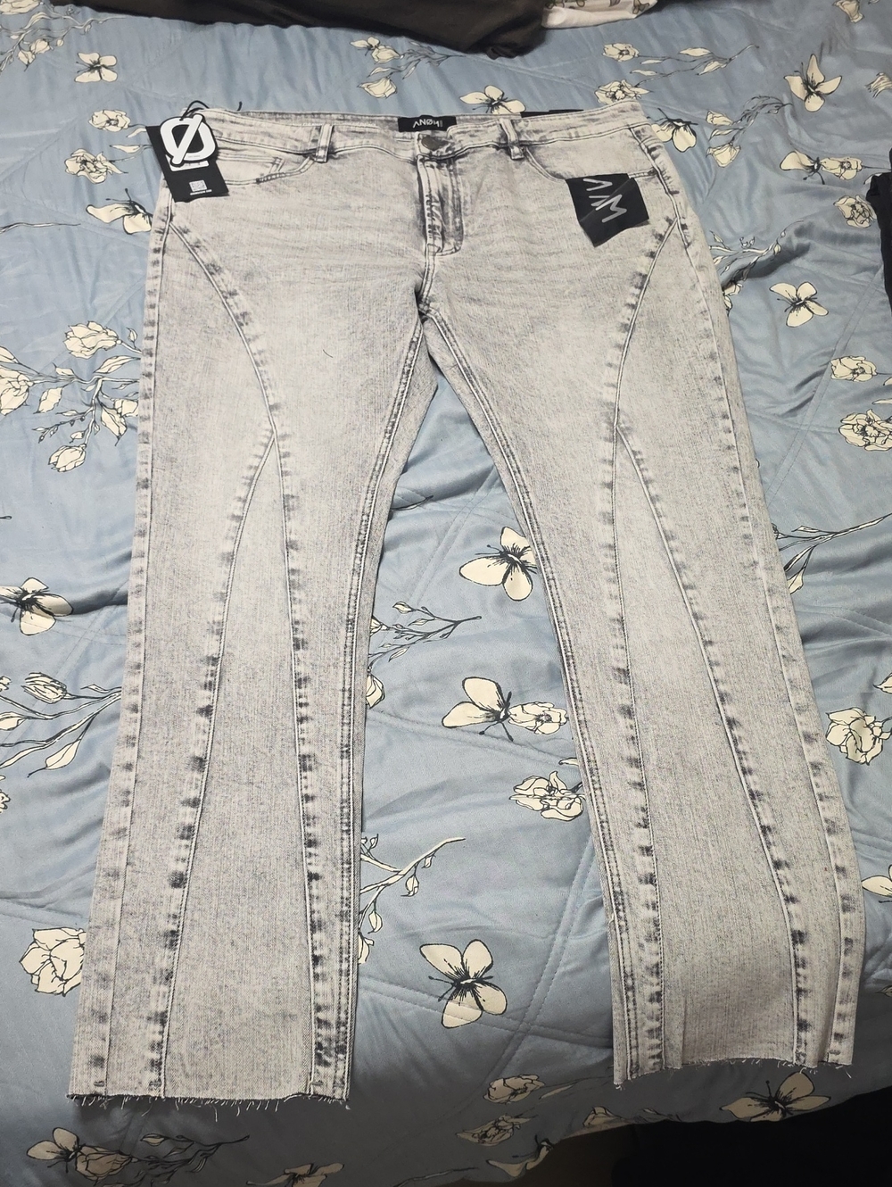 Slim Men's Jeans - Light Gray Acid Wash